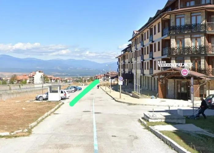 Lejlighed Front Door To The Gondola And Town Centre