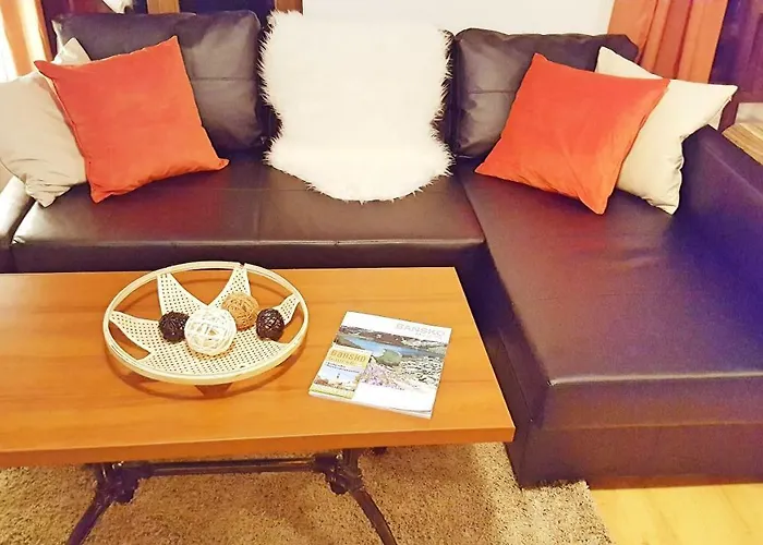 Lejlighed Front Door To The Gondola And Town Centre